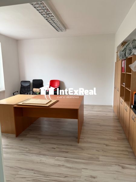 Prenájom, administratívne a kancelárske priestory, Galanta, 12,53 m², viac na: http://reality.intexreal.sk/
