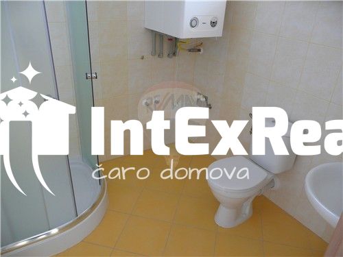 NA PREDAJ 5 izbový rodinný dom, Galanta  , viac na : http://reality.intexreal.sk/