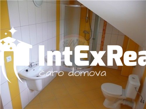 NA PREDAJ 5 izbový rodinný dom, Galanta  , viac na : http://reality.intexreal.sk/