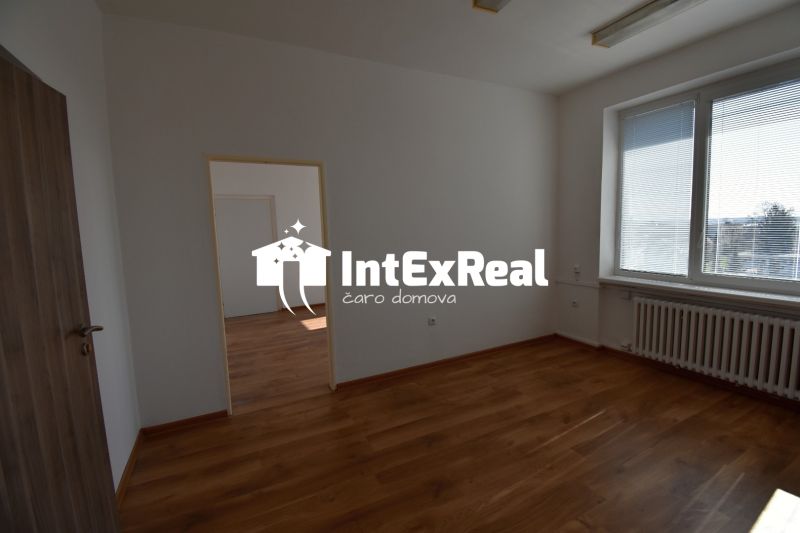 Prenájom kancelárie 14,66 m2, Galanta, viac na: https://reality.intexreal.sk/